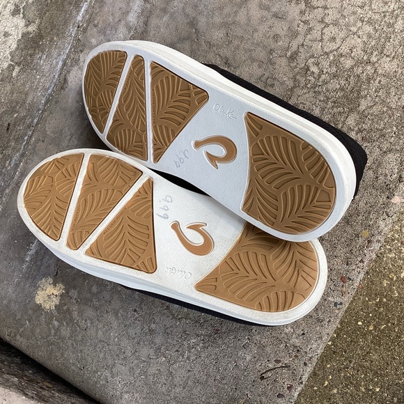 OluKai Women’s Ki‘ihele Slip-On Shoes – Black/White, Size 7 Style 20452-4040 - Picture 5 of 11